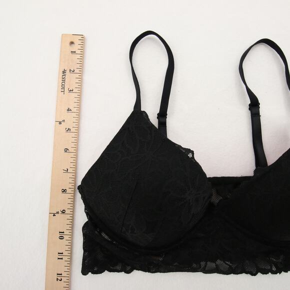 PINK Victoria's Secret Black Floral Lace Bra - Picture 3 of 9